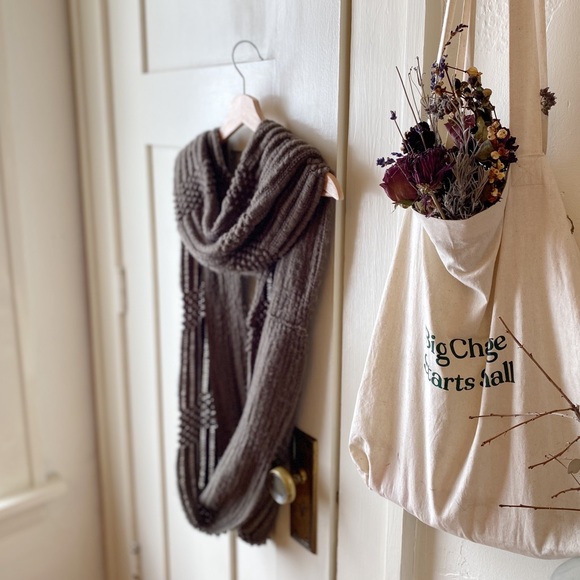 Infinity Scarf - Picture 3 of 3